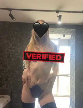 Adrienne fucker Prostitute Holland Park