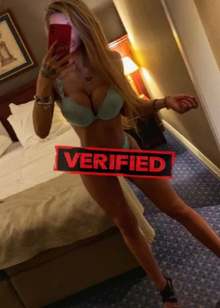 Olivia fucker Prostitute Shantobe