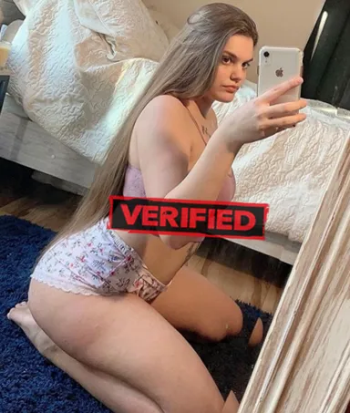 Angelina Arsch Finde eine Prostituierte Wiesmoor