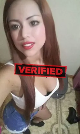 Betty pussy Prostitute Tomohon