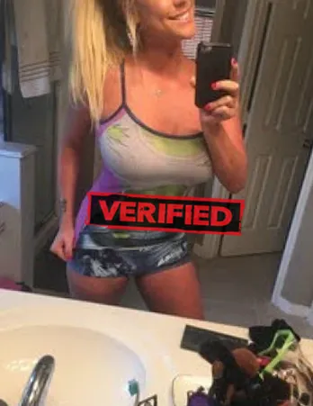 Britney joške Spolni zmenki Kassiri