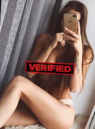 Adelaide sexy Finde eine Prostituierte Schwarzheide