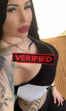 Angelina fucker Prostitute Yokadouma